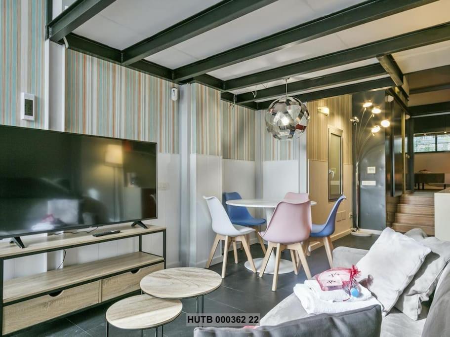 Apartmán Alcam Futbol Pequeno Barcelona Exteriér fotografie